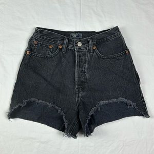 Abercrombie & Fitch High rise 4” denim shorts